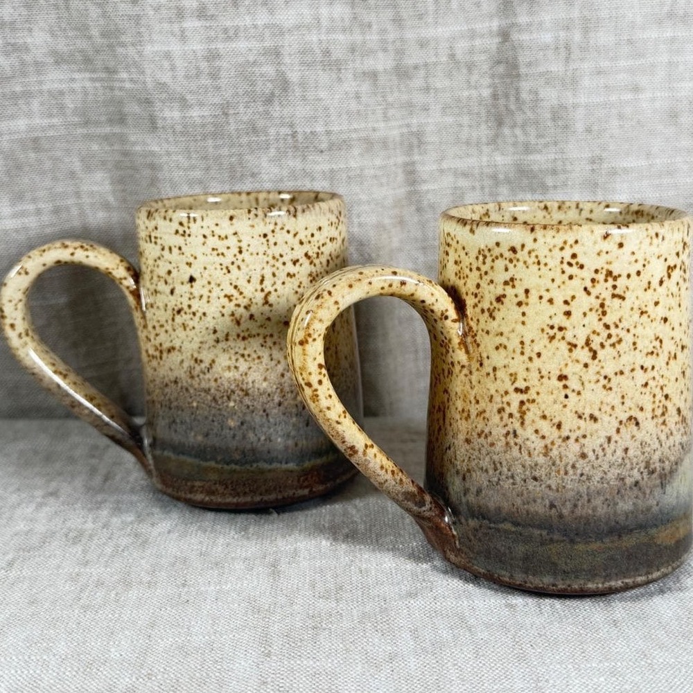Studio Pottery Stoneware Mugs Set of 2 Cream Brown Vintage Speckled Ombre MW